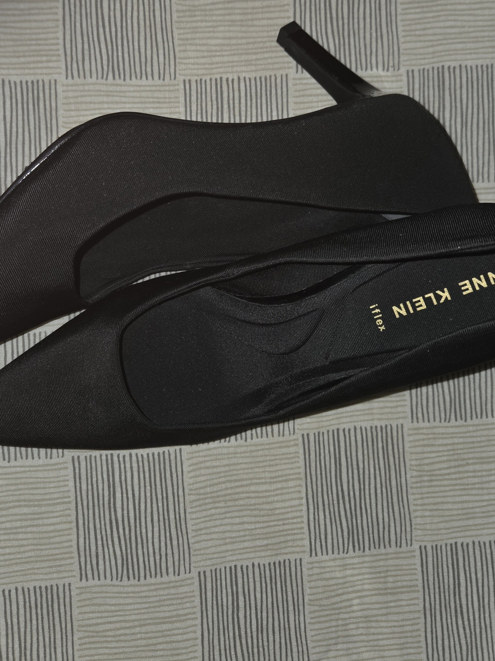 Sleek Fabric Pump
